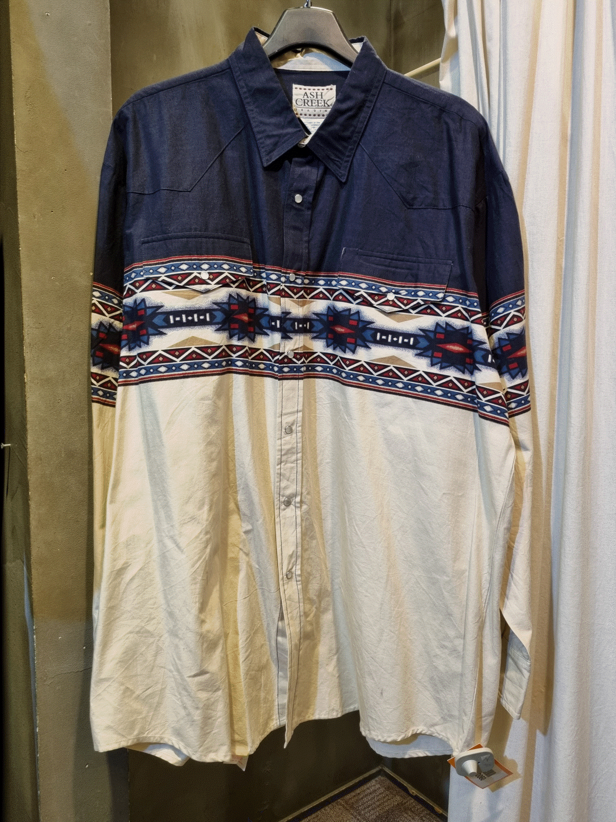 [로파우사다 홍대역점] 노브랜드 긴팔 셔츠 남녀공용 HV0060